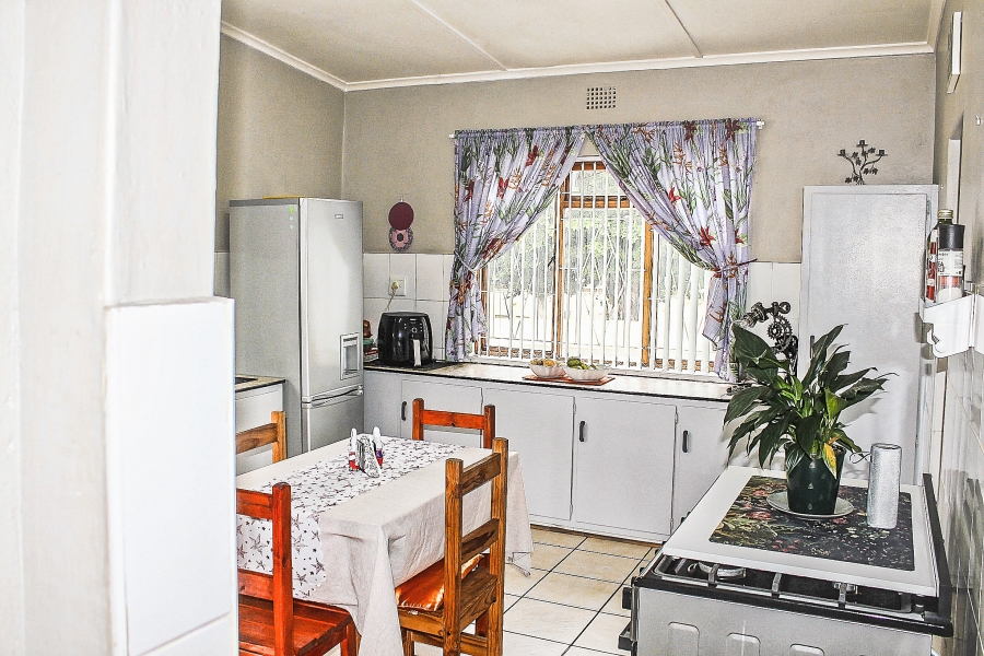 3 Bedroom Property for Sale in Bredasdorp Western Cape